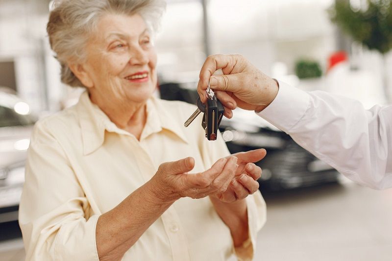 The Driving Conversation: How to Talk to Parents About Giving Up the Keys